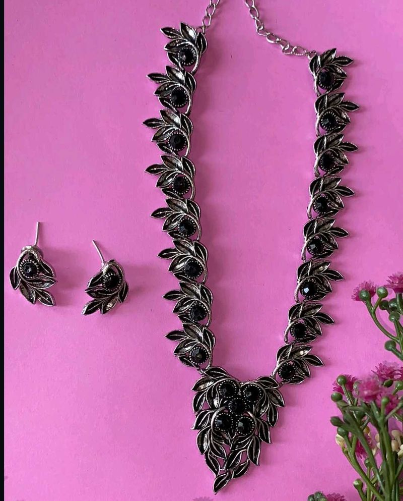 Oxidized Necklace And Earrings Set