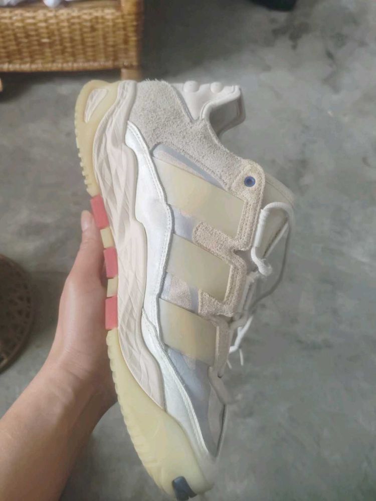 Stylish Cream Sneakers