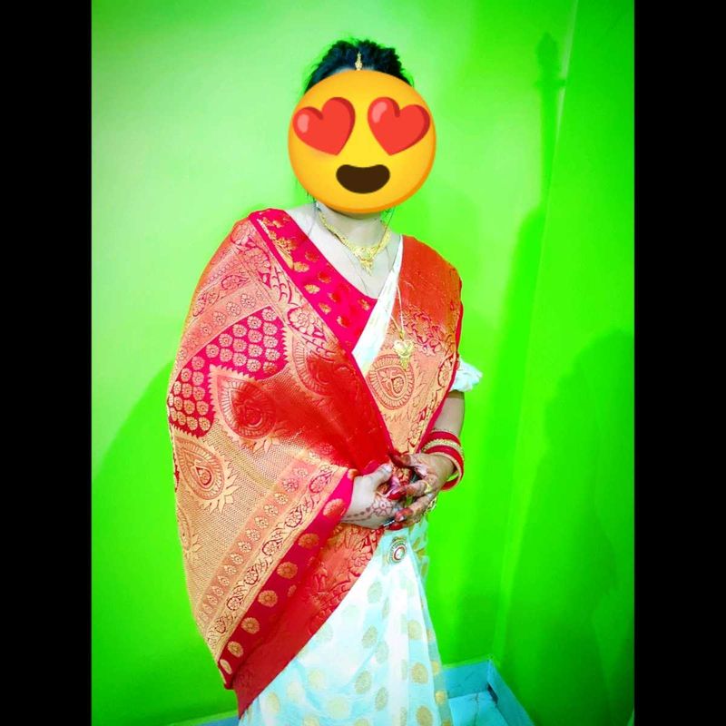 RED &amp; WHITE Beautiful saree