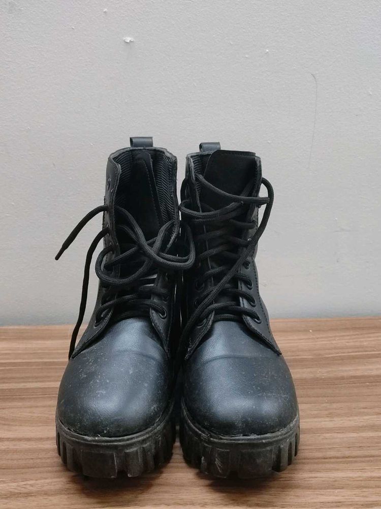 🖤 Chunky Combat Boots | Trendy Lace-Up Boot
