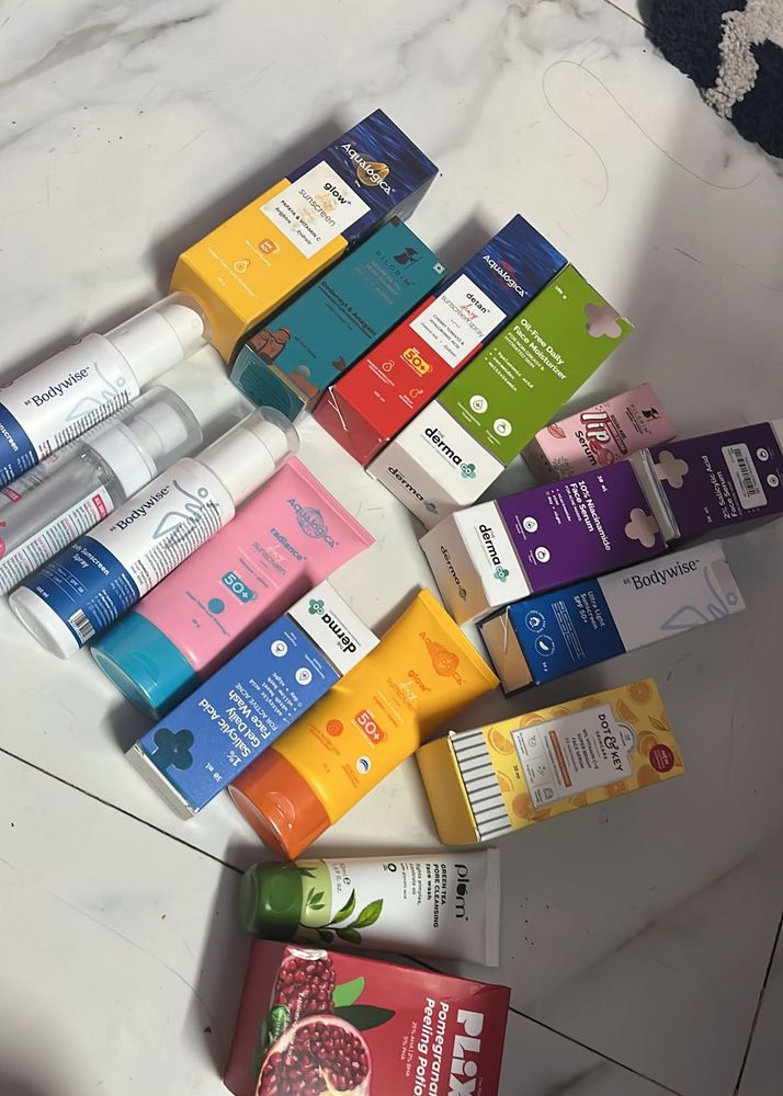 Sunscreen Moisturiser Dot&amp;key Dermaco Aqualogica