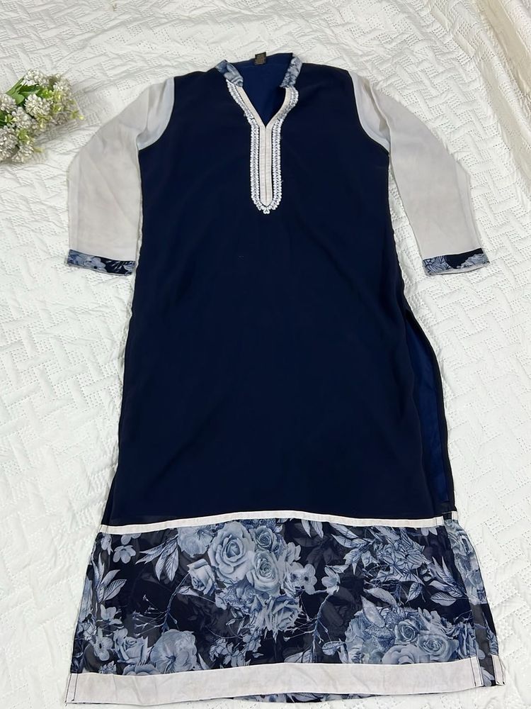 Elegant Navy Blue Floral Kurta