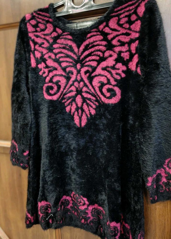 Black Faux Fur Kurta with Pink Embroidery