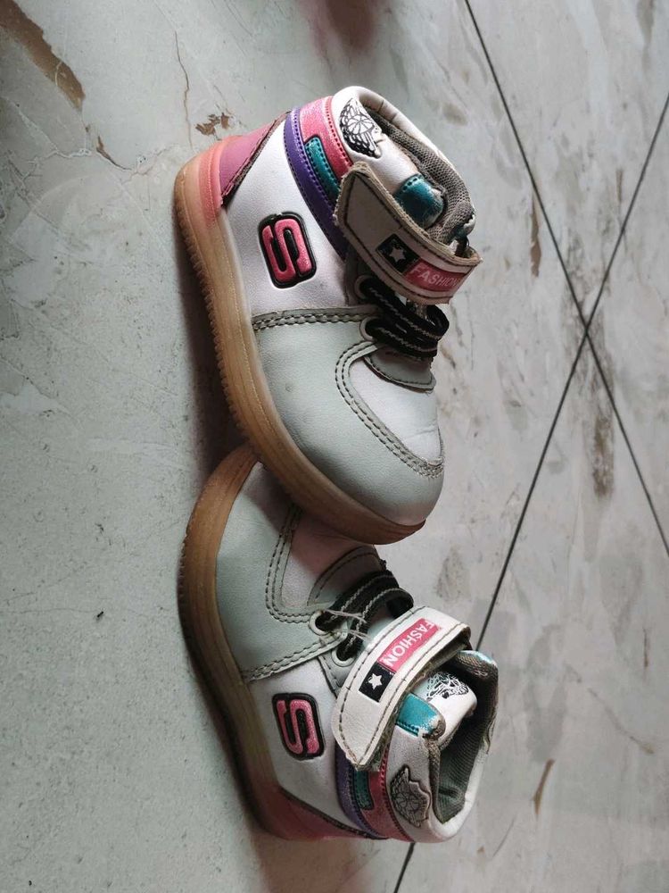 Cute White Sneakers