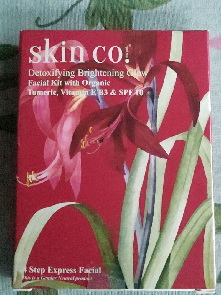The Skin Co. Facial Kit
