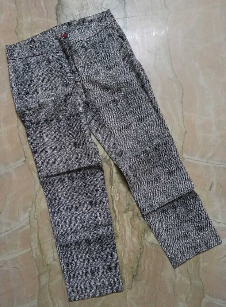 Kenar Women's Cropped Cotton Pants