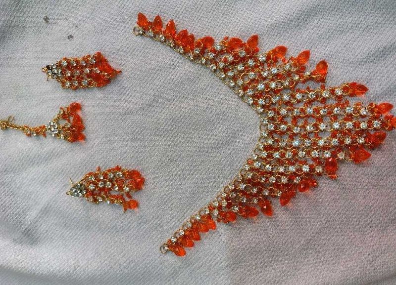 Stunning Orange &amp; Crystal Jewellery Set