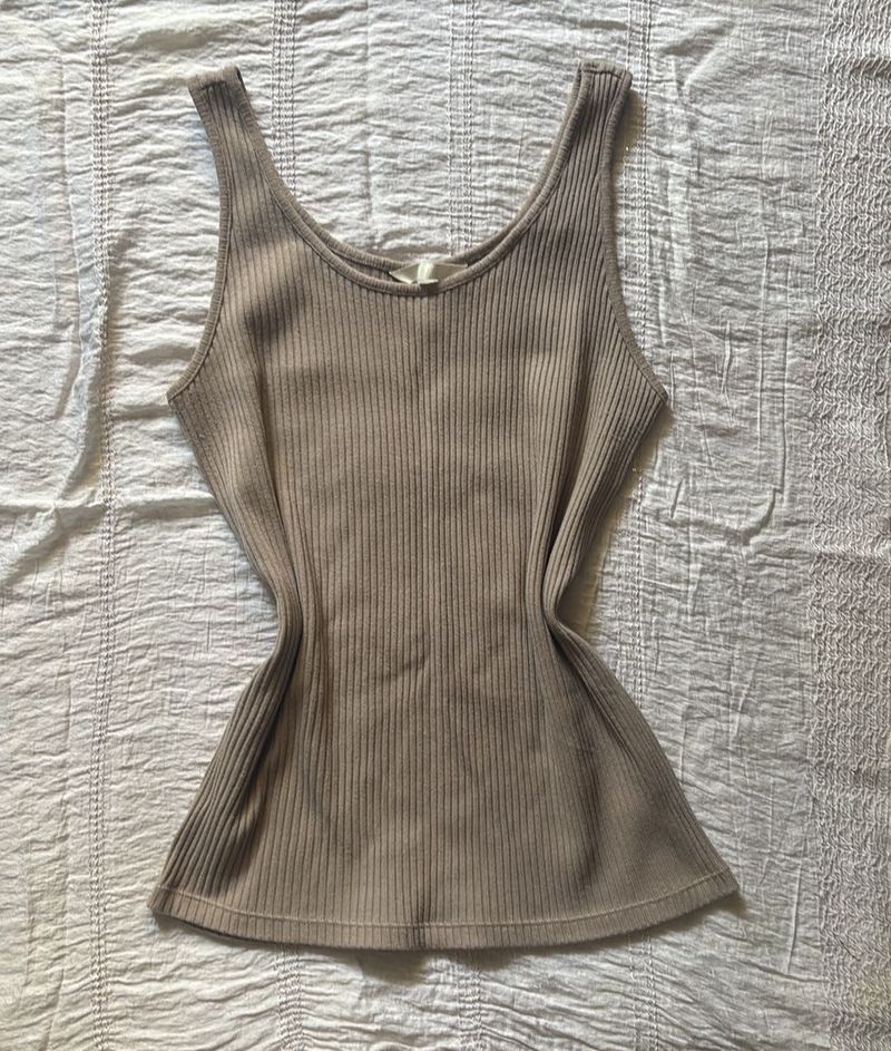 H&amp;M Ribbed Tank Top