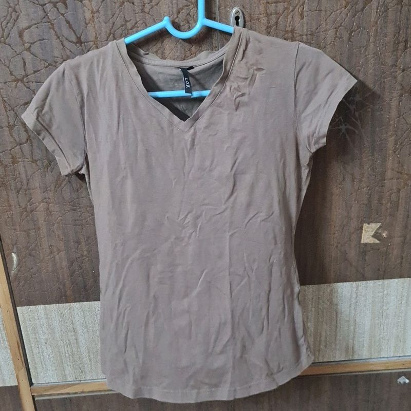 LOV branded Tshirt