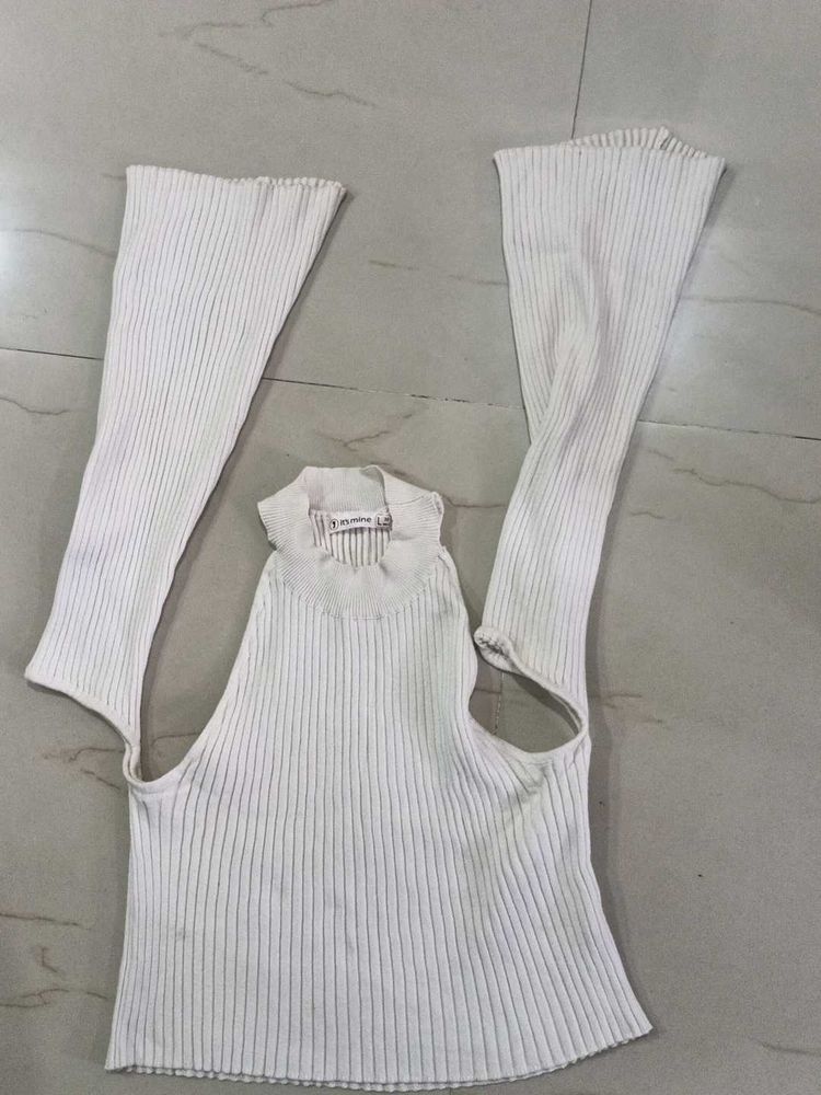its a top for new generation baddies