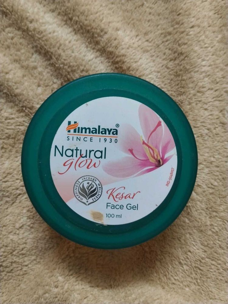 Himalaya Natural Glow Kesar Face Gel