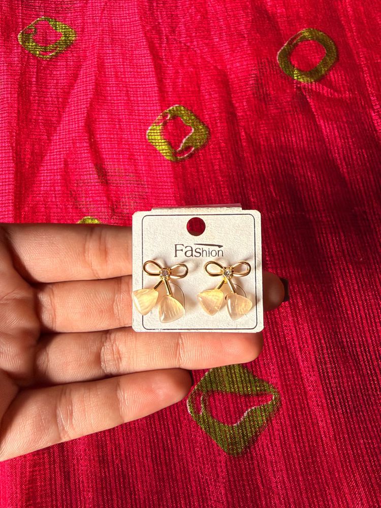 Cute Bow, Tulip Purls &amp; Silver Statement Earrings
