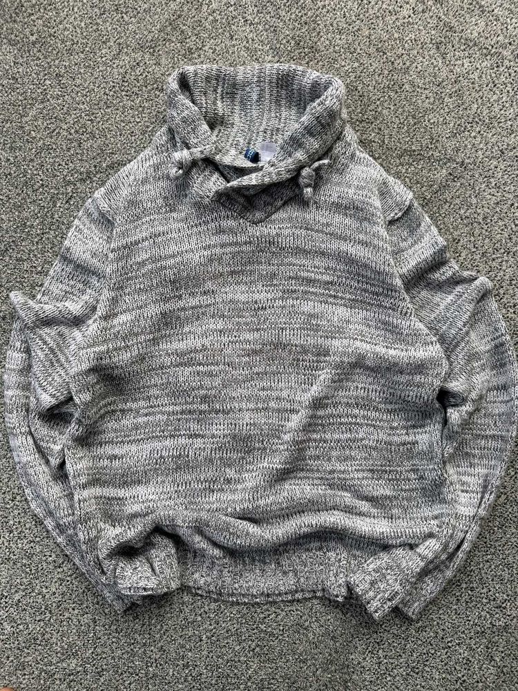 Heathered Gray Knit Pullover