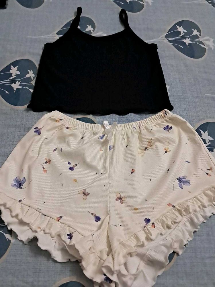 like  new top n short  combo