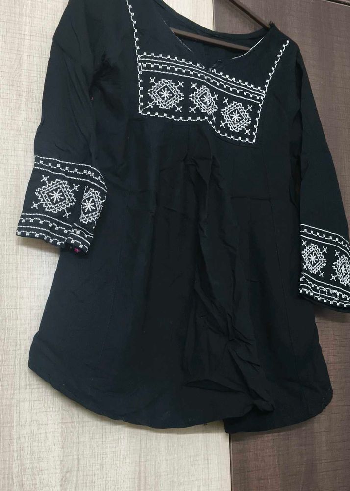 Black Embroidered Tunic Top