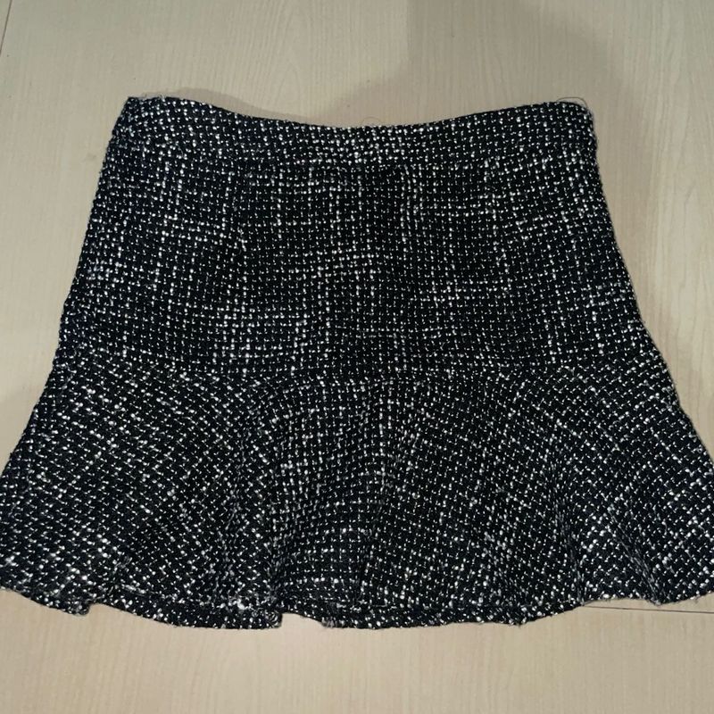 Chic Tweed Skirt
