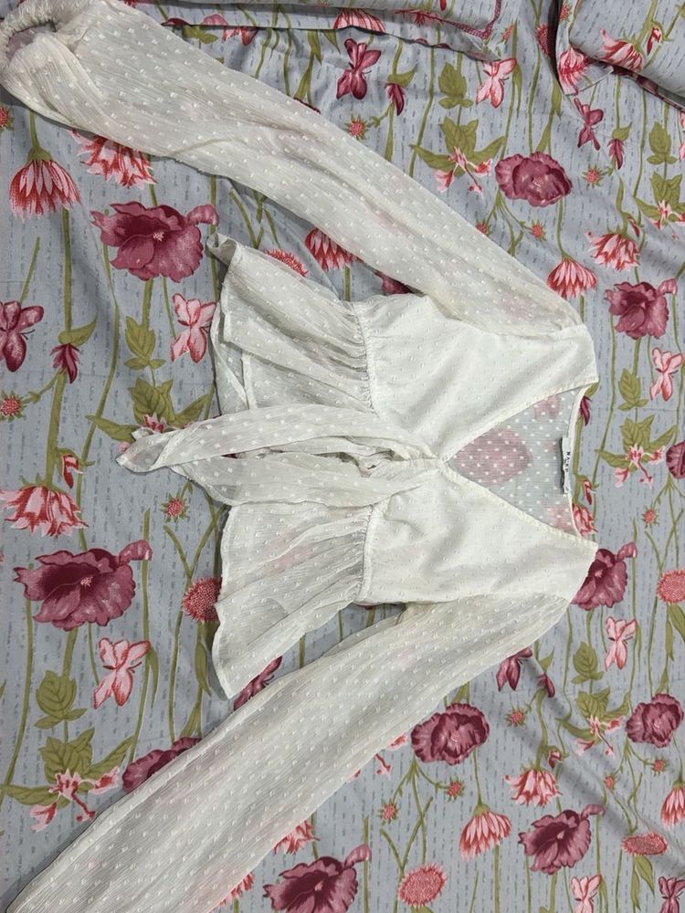 NAK-D premium brand white full sleeves top