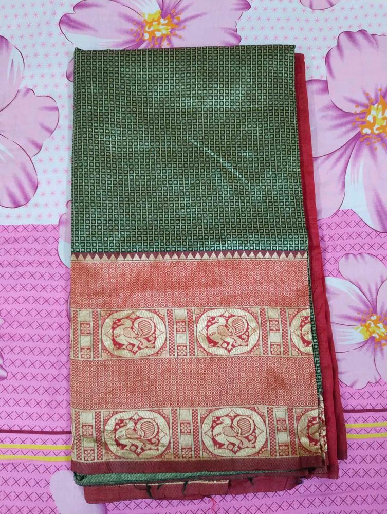 Heritage Green – Maroon Ethnic Saree