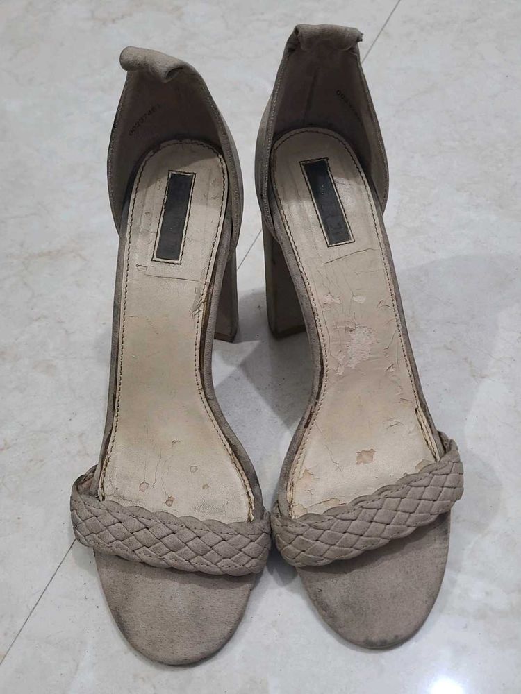 Forever 21- Elegant Beige Heels