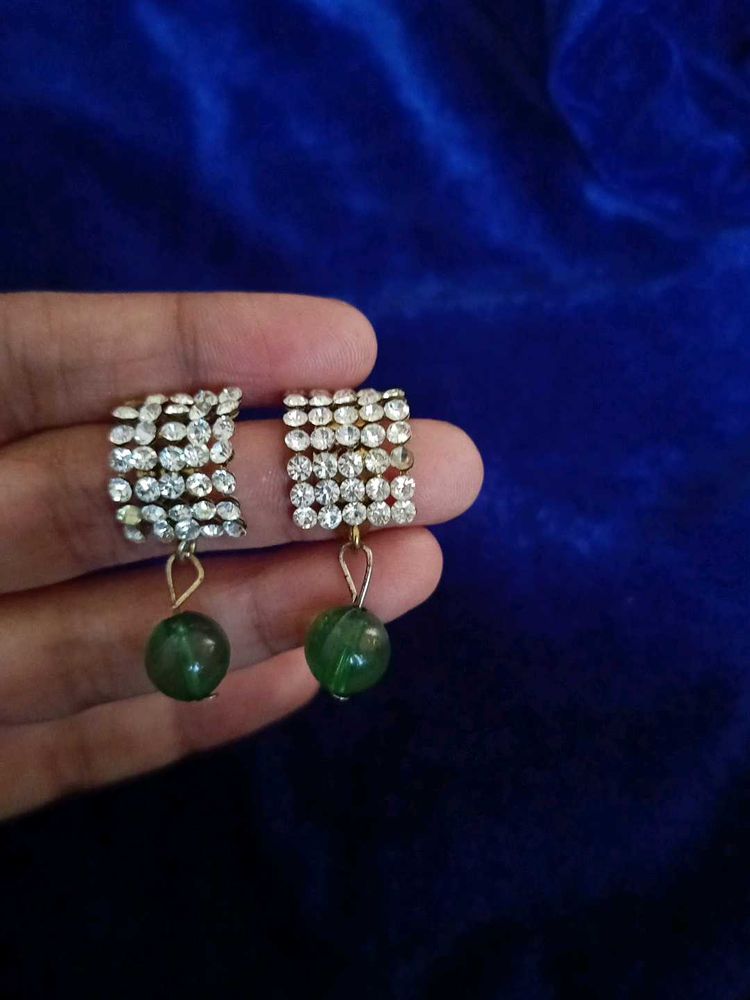 Sparkling Green Earrings