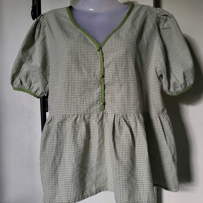 Cute Gingham Peplum Top