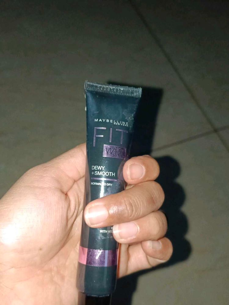Maybelline Fit Me Dewy + Smooth primer