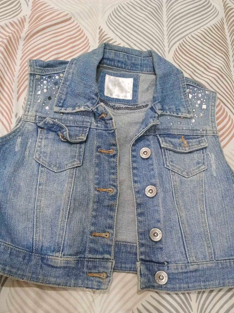 Stylish Denim Vest with Embellishments