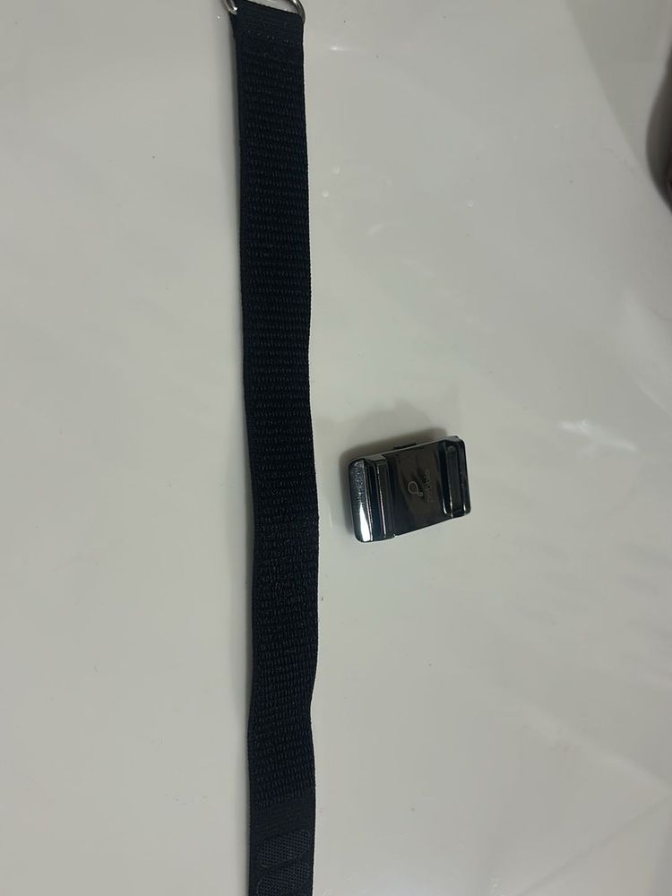 pebble smart watch with the extra belt it has