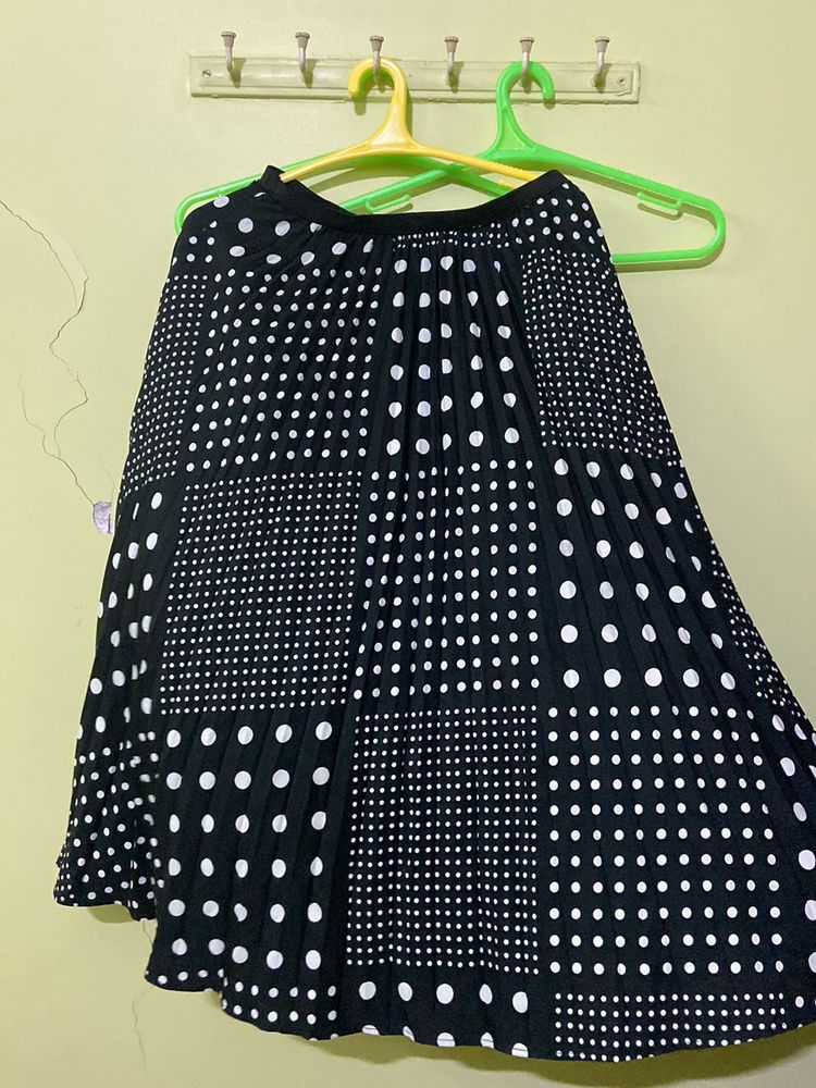 Pleated Skirt