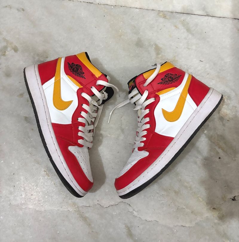 NIKE AIR JORDAN 1 HIGH FUSION RED UK 7 (41)