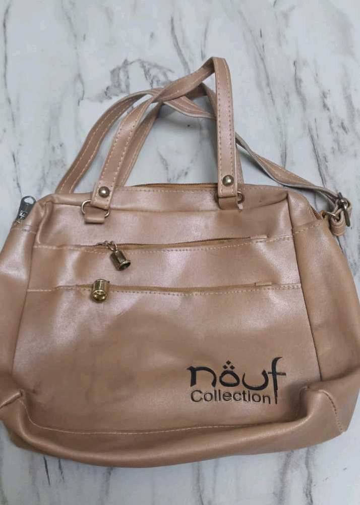 Elegant Handbag with Shoulder Strap