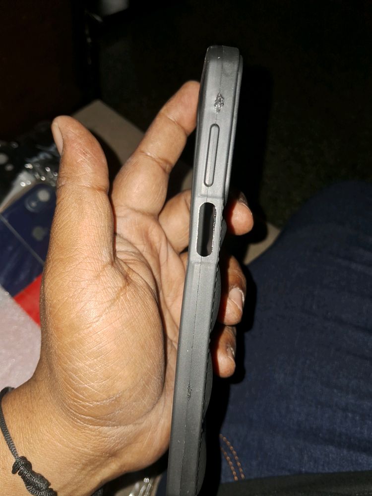 MOTO G82
