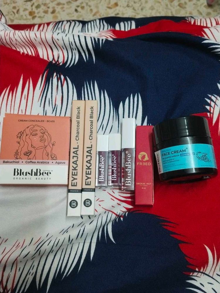 BlushBee Organic Beauty Makeup Set
