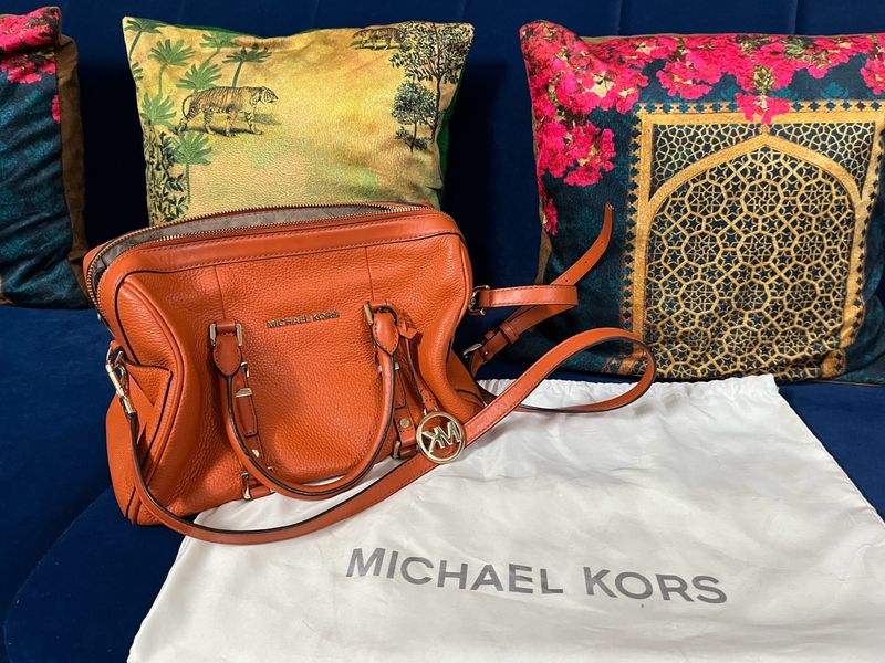 ❌❌sale❌❌AUTHENTIC MK Handbag