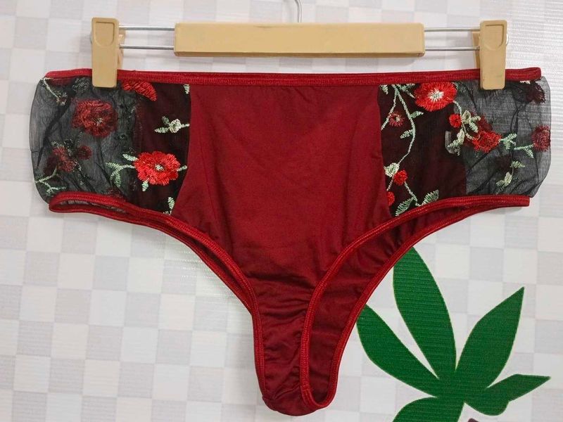 (1300)Red Floral Detail Lingerie