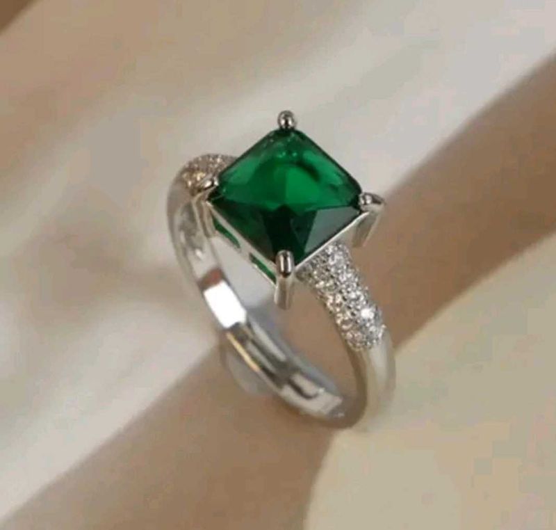 Stunning Emerald Cut Green Ring