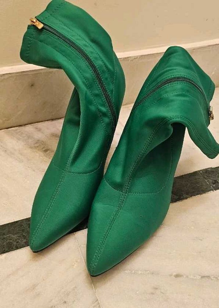 VibrantGreen Boots