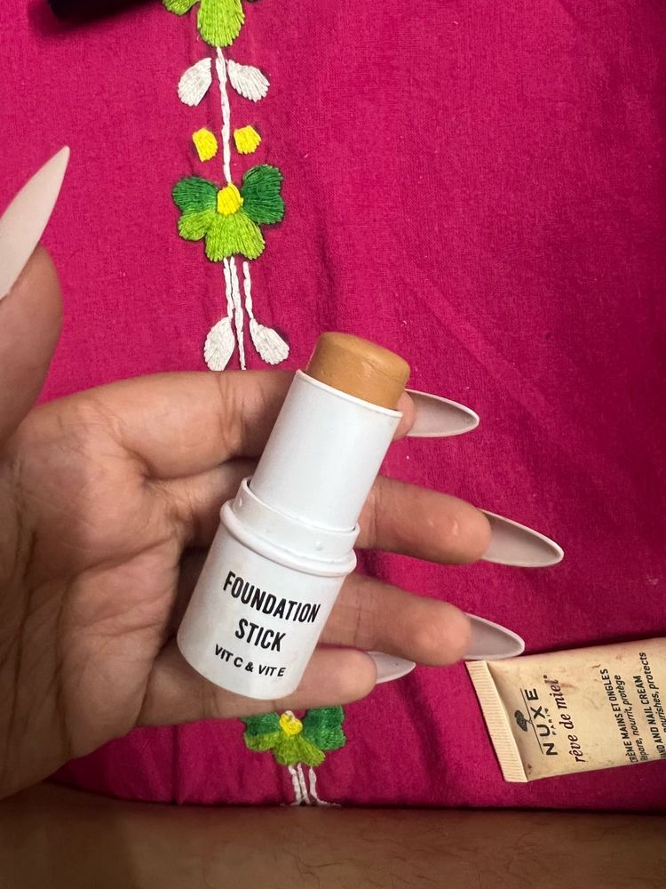 Foundation Stick with Vitamin C &amp; E