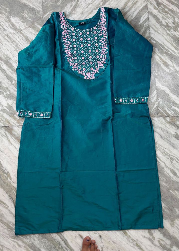 Elegant Teal Embroidered Kurta