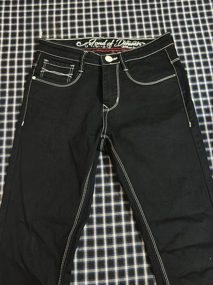 Fond of Distrust Black Jeans