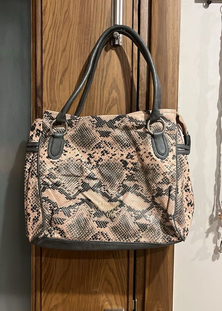Baggit tote bags