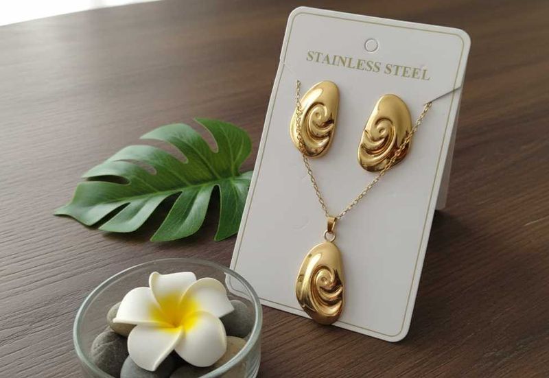 Gold Stainless Steel Jewelry Set
