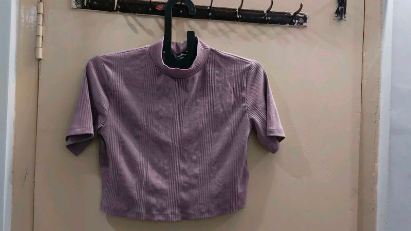 Ribbed Mock Neck Crop Top