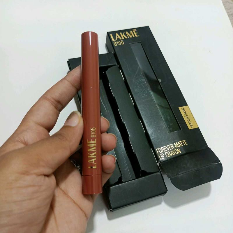 Lakme Forever Matte Lip Crayon