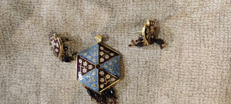 statement jewellery