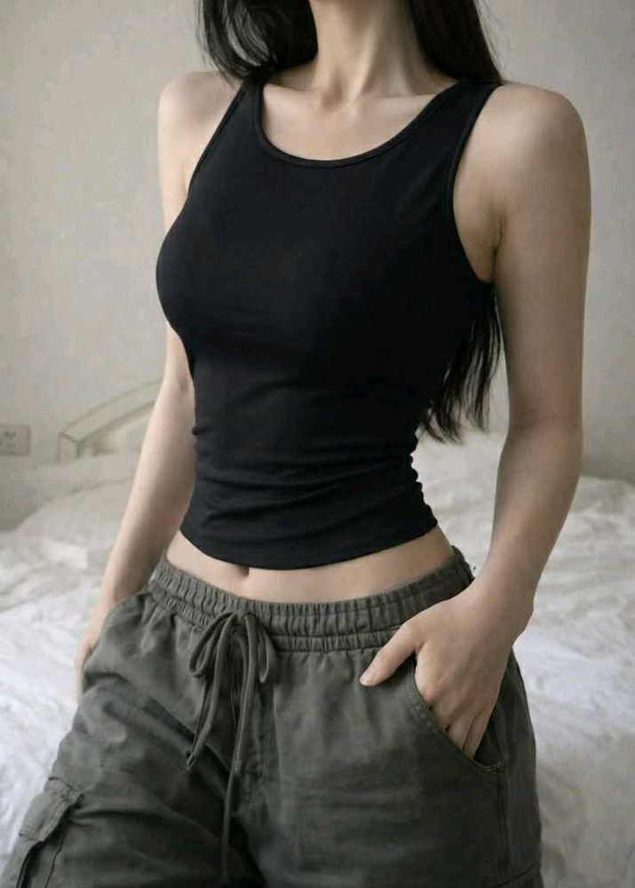 athletic fitted  Black  Top