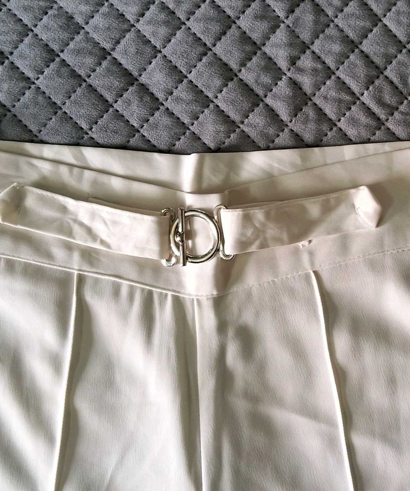 Elegant White Belted Pants