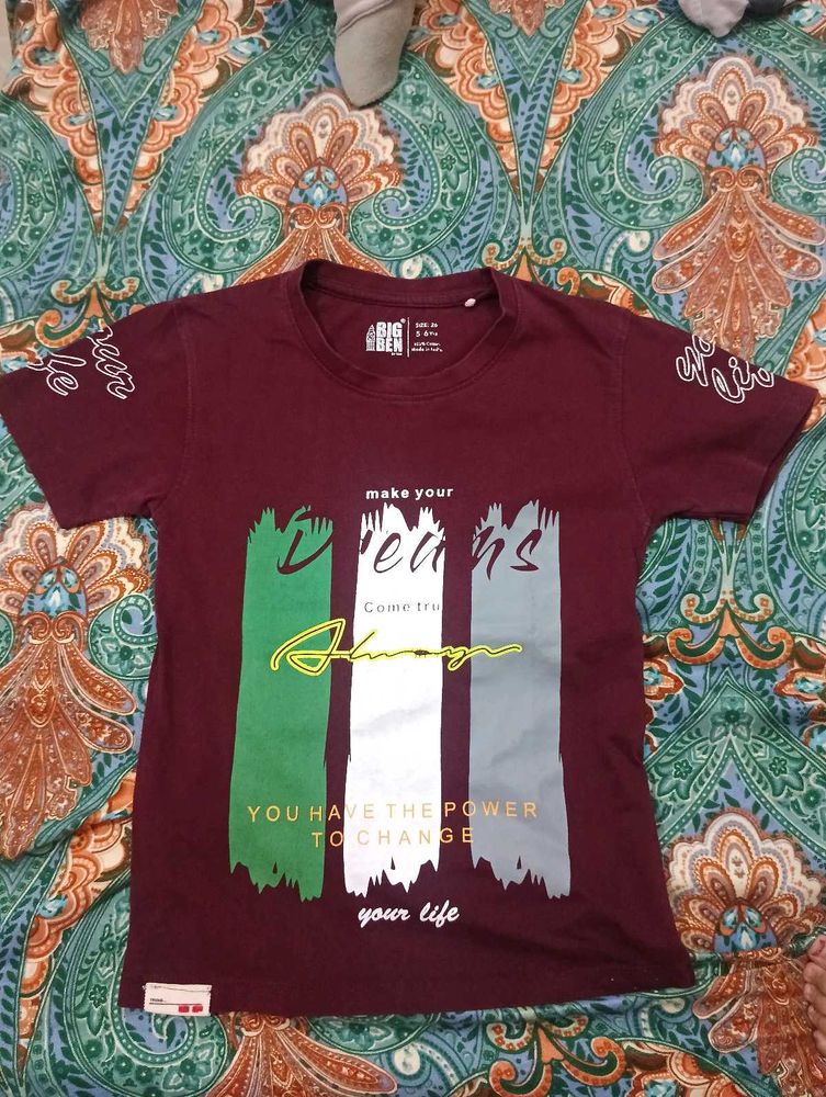 Maroon Graphic Print T-Shirt
