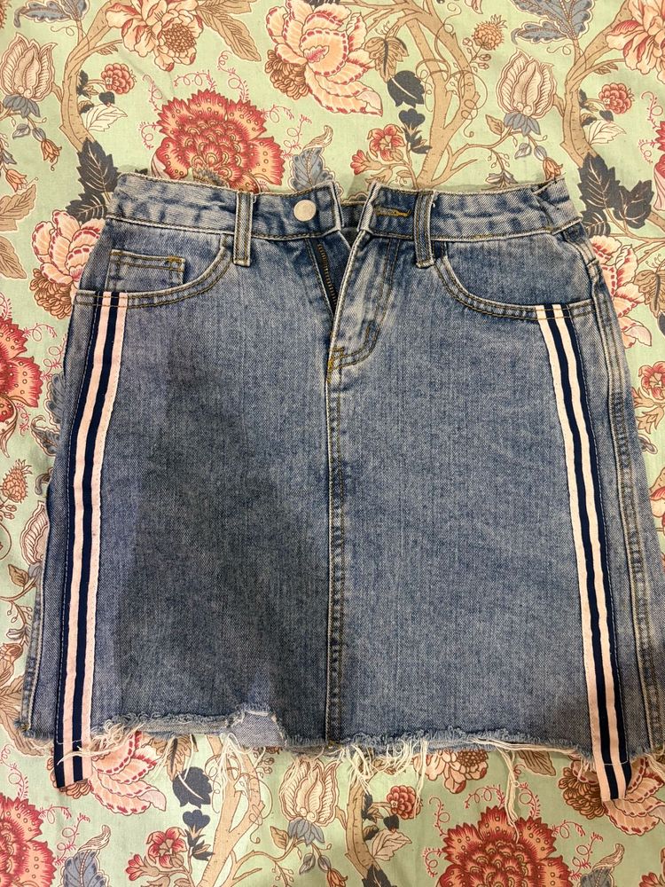 Denim Skirt with Side Stripes