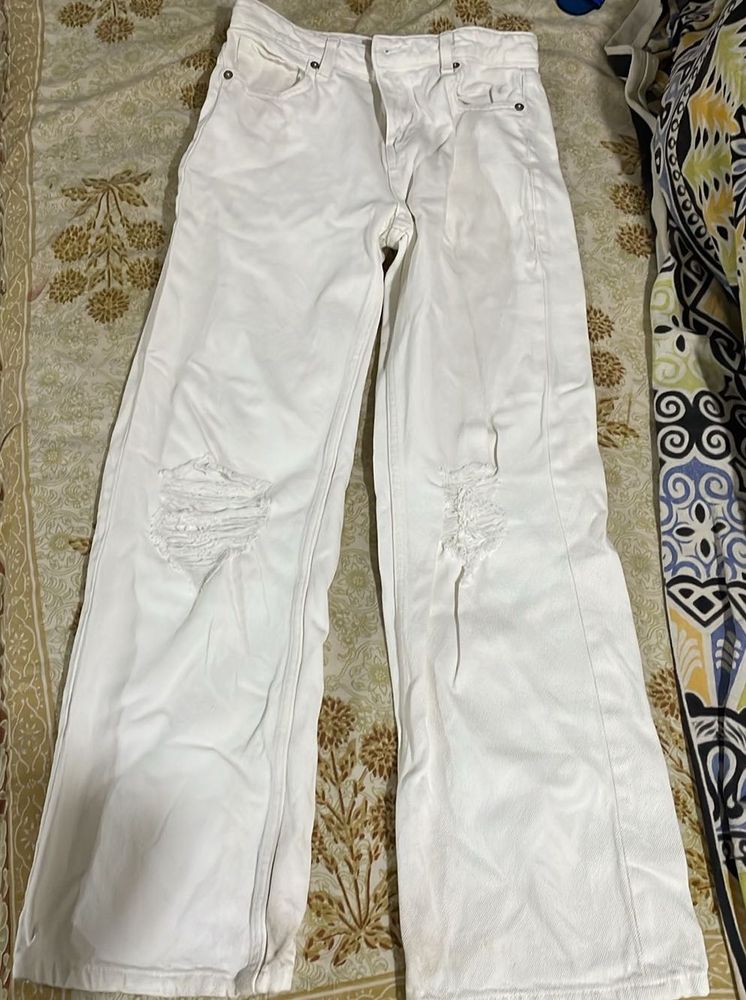 NUON white jeans🤍